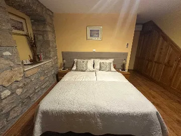 Stone Villa Room for Up to 3 Guests in Primošten