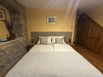 Stone Villa Room for Up to 3 Guests in Primošten