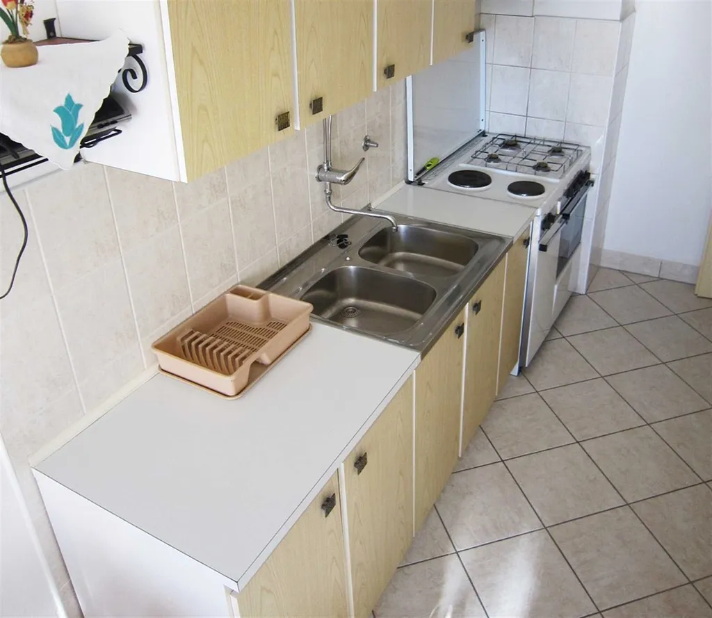 Two-Bedroom Apartment in Primošten with Sea-View Balcony