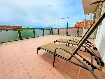 Vodice 3-Bedroom Apartment with Large Terrace