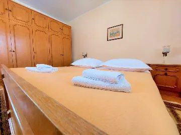 Vodice 3-Bedroom Apartment with Large Terrace