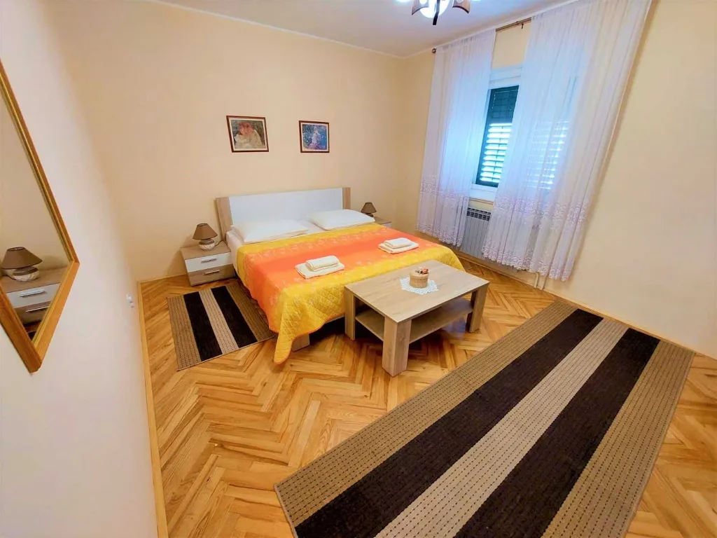 Vodice 3-Bedroom Apartment with Large Terrace