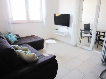 Srima, Vodice Apartment for Up to 6 Guests