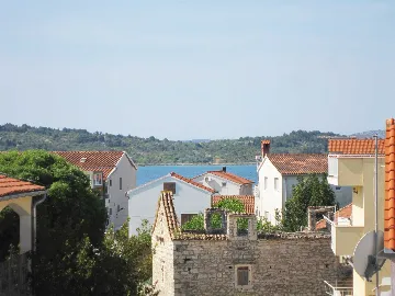 Srima, Vodice Apartment for Up to 6 Guests