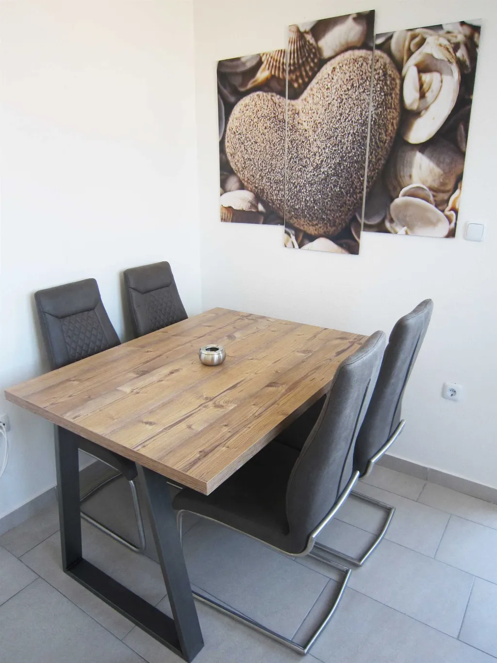 Air-conditioned 1-Bedroom Apartment in Srima-Vodice