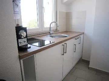 Air-conditioned 1-Bedroom Apartment in Srima-Vodice