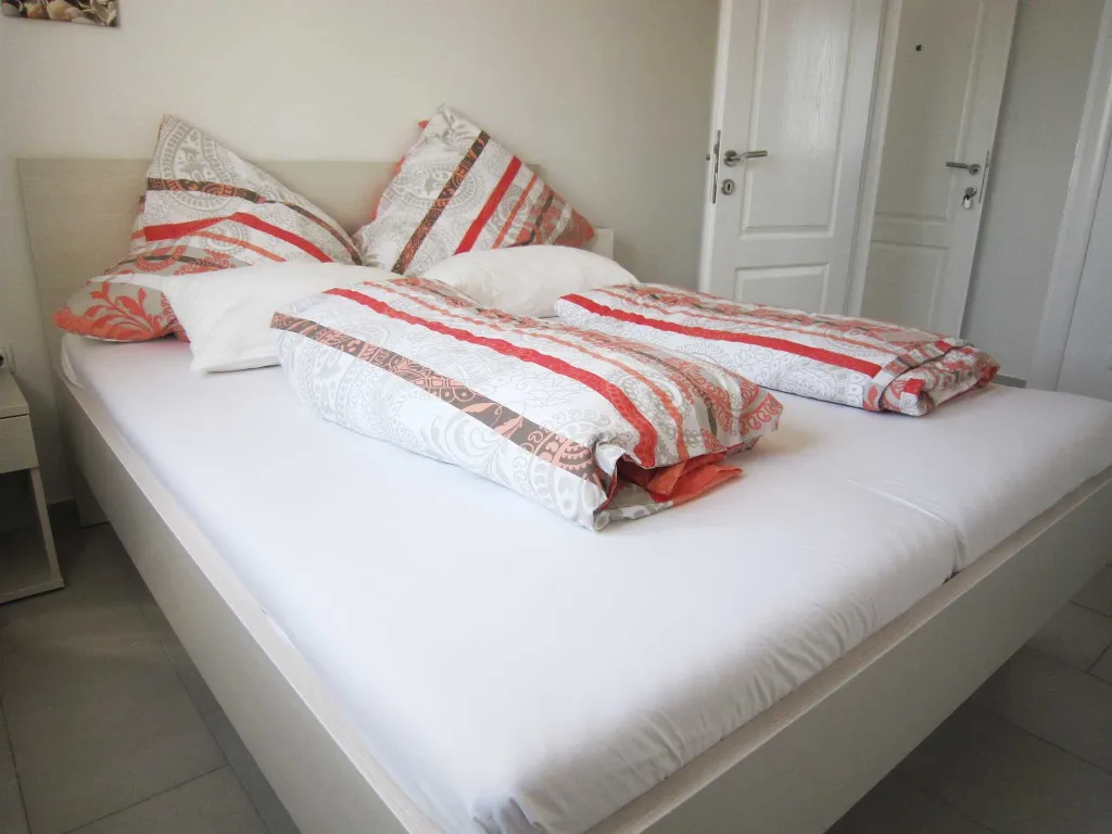 Air-conditioned 1-Bedroom Apartment in Srima-Vodice