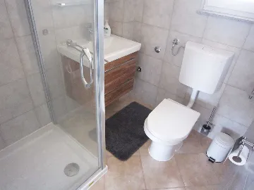 Air-conditioned 1-Bedroom Apartment in Srima-Vodice