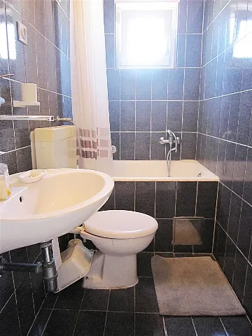 Vodice 1-Bedroom Apartment with Sea-View Balcony