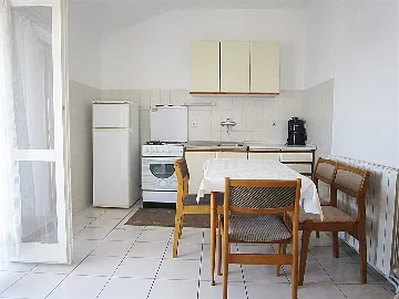 Vodice 1-Bedroom Apartment with Sea-View Balcony