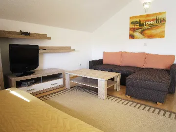 3-Bedroom Apartment in Vodice for Up to 7 Guests