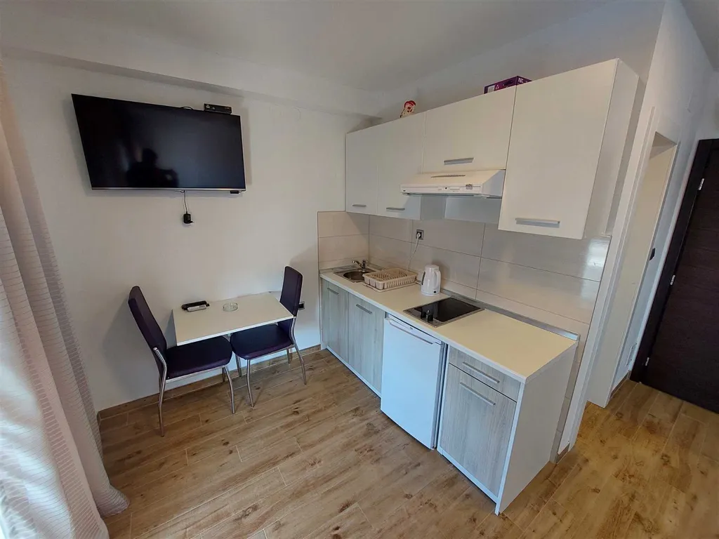 Vodice Studio Apartment with Balcony for 2