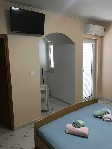 Studio Apartment in Srima (Vodice) for 2 Guests