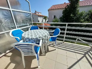 Two-Bedroom Apartment in Srima for Up to 4