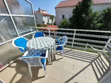 Two-Bedroom Apartment in Srima for Up to 4