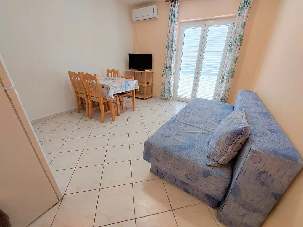 1-Bedroom Apartment in Srima, Vodice (Up to 4 Guests)