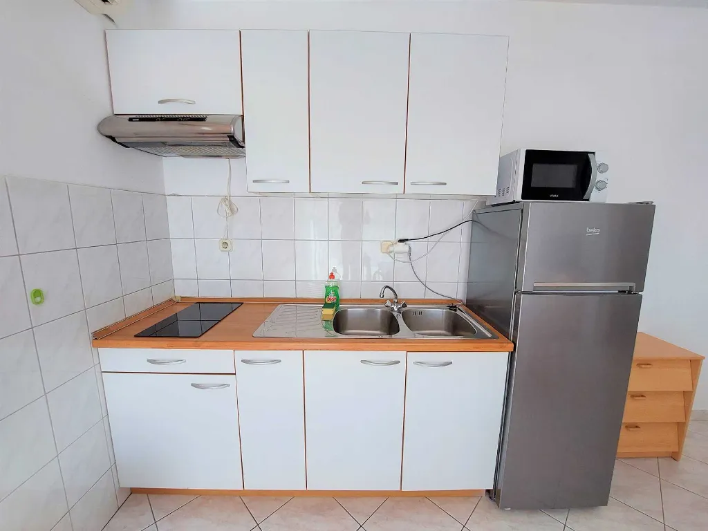 2-Bedroom Apartment in Srima, Vodice (Up to 5)