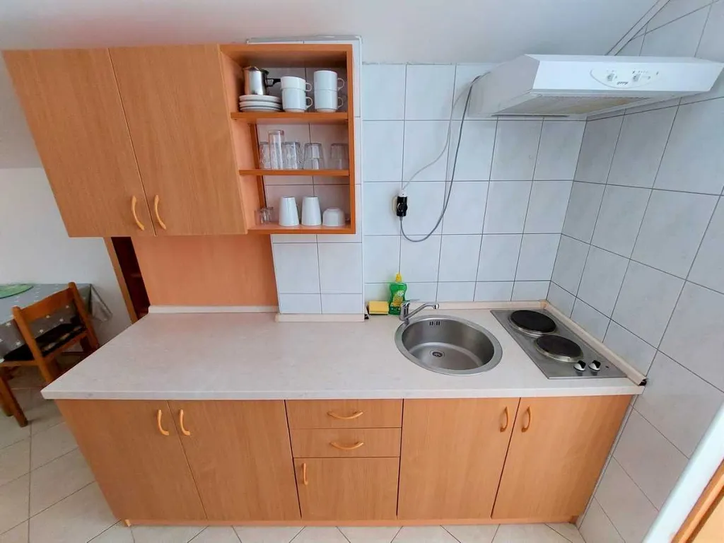 Top-Floor Studio Apartment in Srima, Vodice
