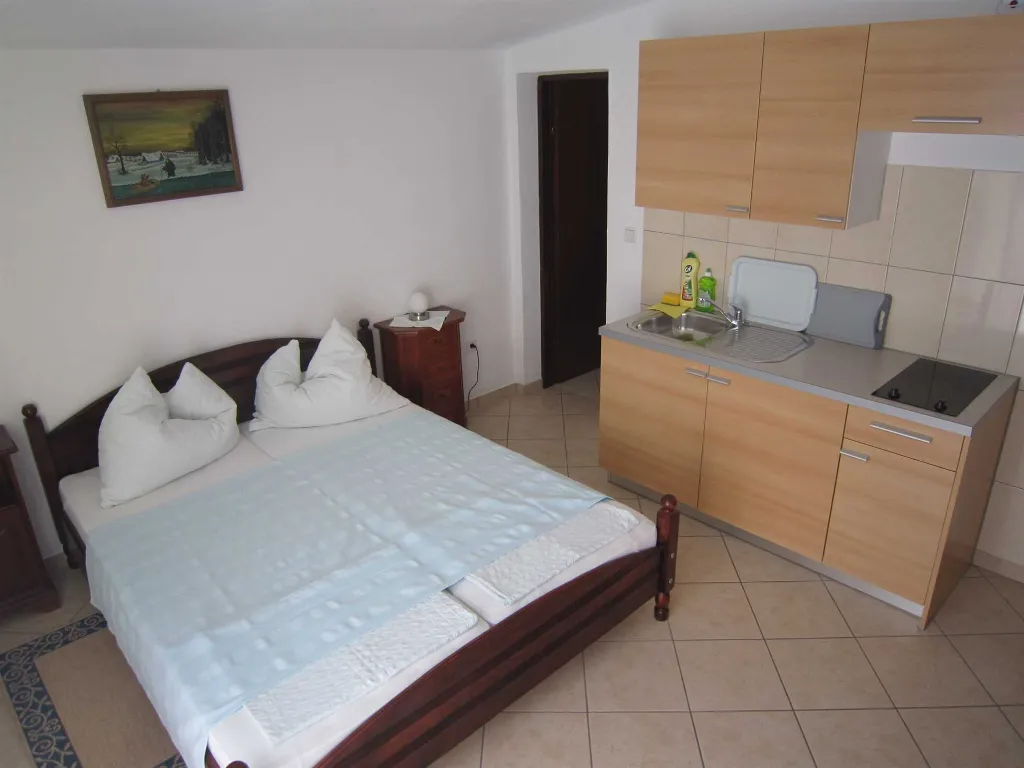 Vodice Studio Apartment for 2 with Balcony