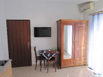 Vodice Studio Apartment for 2 with Balcony