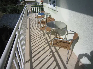 2-Bedroom Apartment in Vodice for Up to 4