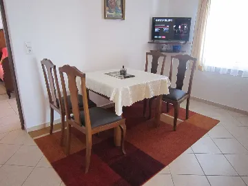 Vodice 2-Bedroom Apartment for 4 Guests
