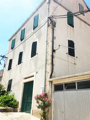 Primošten 1-Bedroom Apartment for up to 3