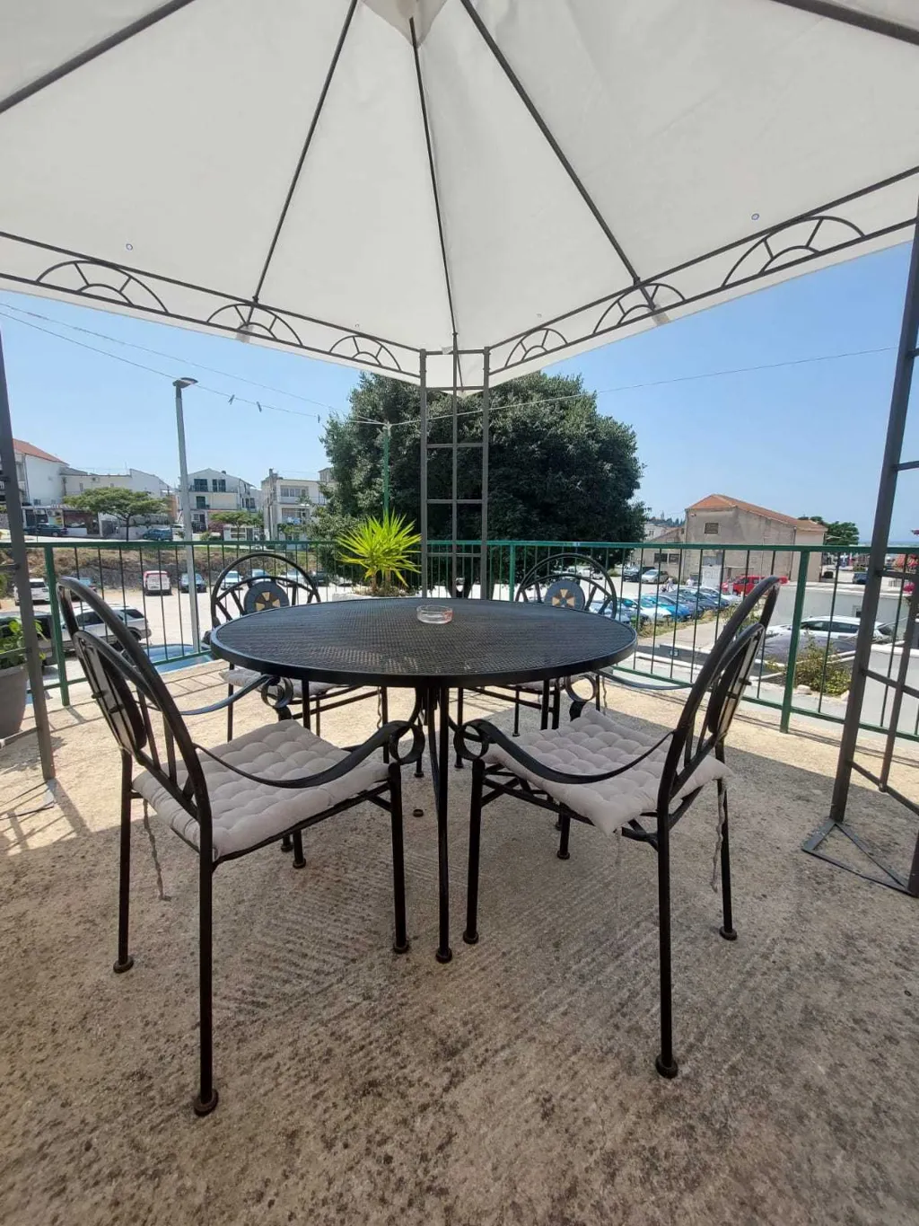 Two-Bedroom Apartment in Primošten for Up to 5