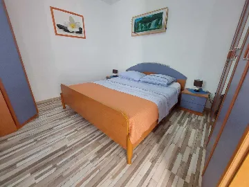 Two-Bedroom Apartment in Primošten for Up to 5