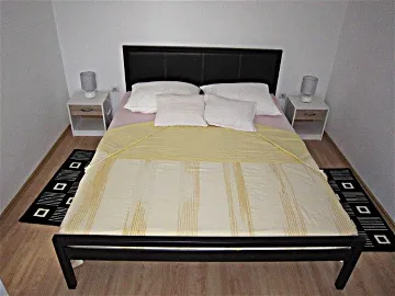 Two-Bedroom Apartment in Primošten for Up to 6