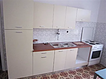 Two-Bedroom Apartment in Primošten for Up to 6