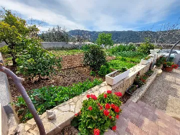 3-Bedroom Apartment in Grebaštica for 6 Guests