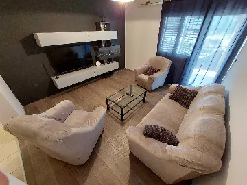 3-Bedroom Apartment in Grebaštica for 6 Guests