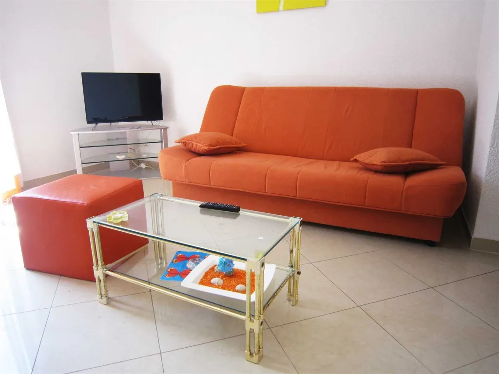Grebaštica 1-Bedroom Apartment with Sea-View Terrace