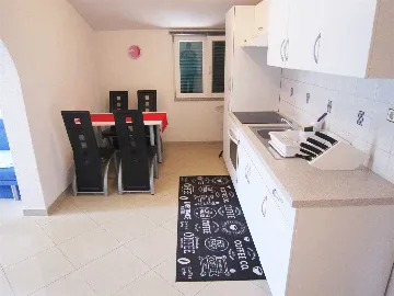 Grebaštica One-Bedroom Apartment for Up to 4