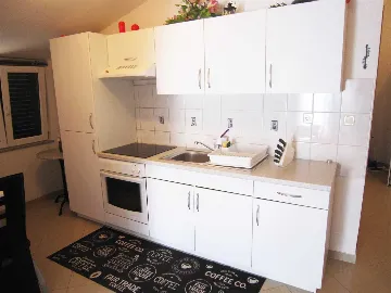 Grebaštica One-Bedroom Apartment for Up to 4