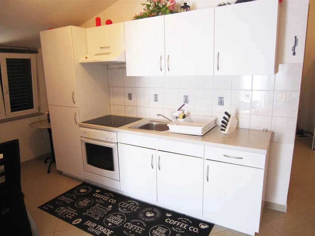 Grebaštica One-Bedroom Apartment for Up to 4