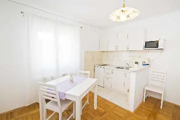 1-Bedroom Apartment in Jezera (Up to 3 Guests)