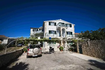 1-Bedroom Apartment in Jezera (Up to 3 Guests)