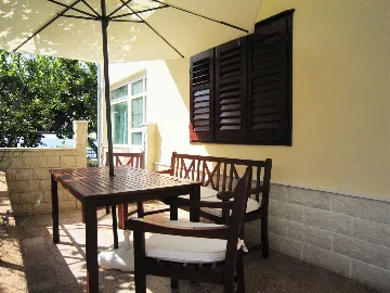 Apartment for 4 in Primošten with Private Terrace