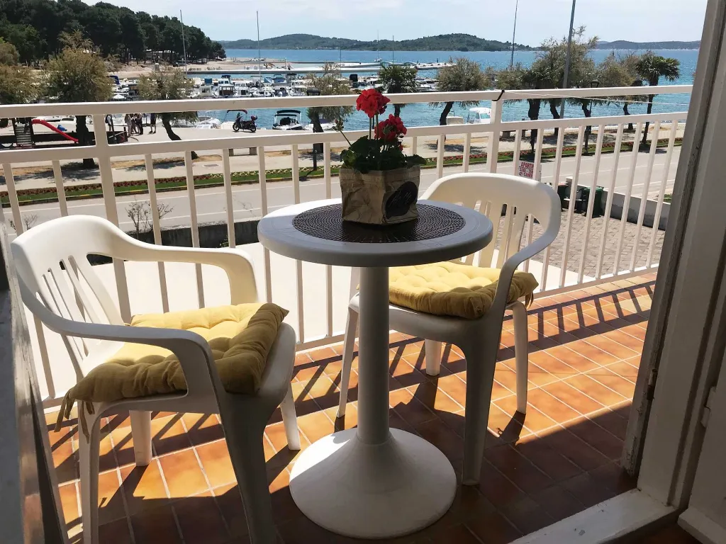 Vodice Room for 2 Guests with Sea-View Balcony