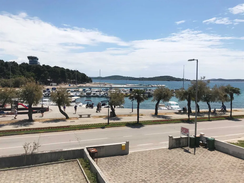 Vodice Room for 2 Guests with Sea-View Balcony