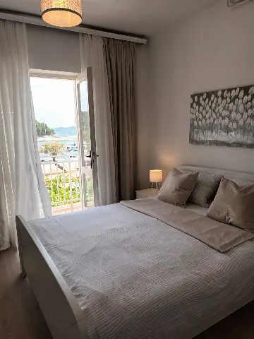 Sea-View Room for 2 Guests with Balcony in Vodice