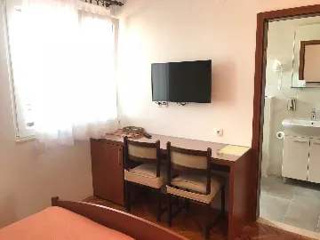 Air-Conditioned Room in Primošten for 2 Guests