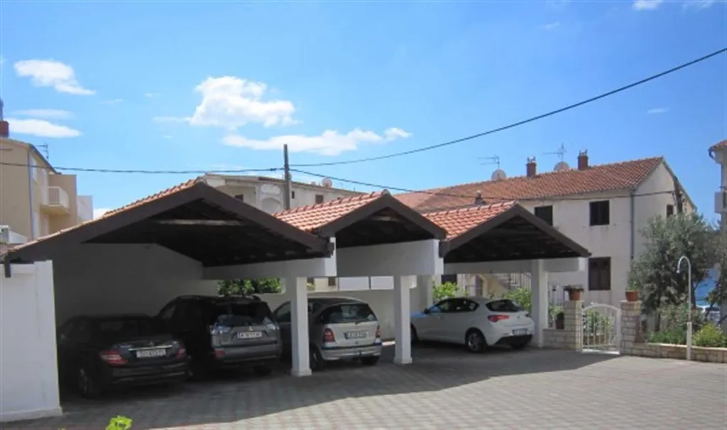 Air-Conditioned Room in Primošten for 2 Guests