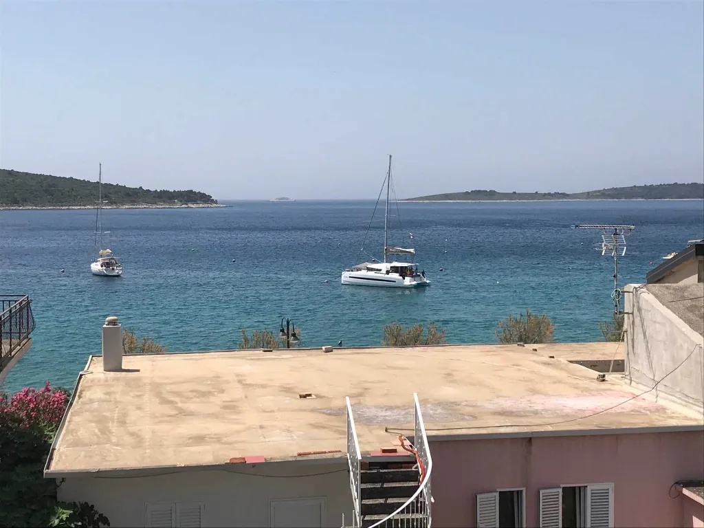 Room for 2 in Primošten, 30 m to the beach