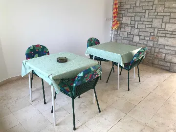 Room for 2 in Primošten, 30 m to the beach