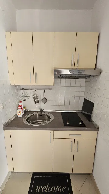 Studio Apartment in Primošten for 3 Guests