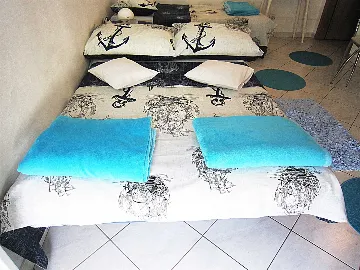 Primošten Studio Apartment for 3 Guests