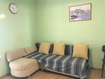 1-Bedroom Apartment in Primošten for Up to 3